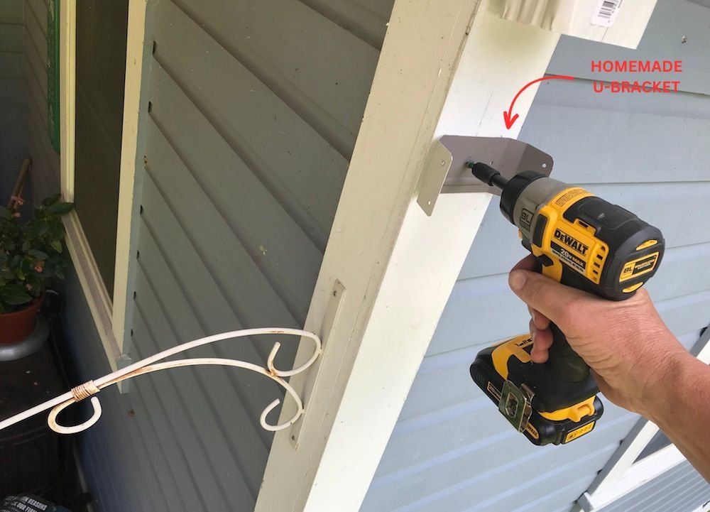 Brackets Should Be Fastened to The Wall