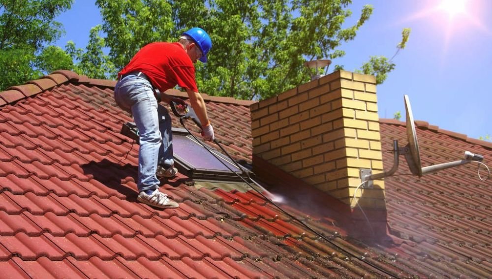 Clean Concrete Roof Tiles