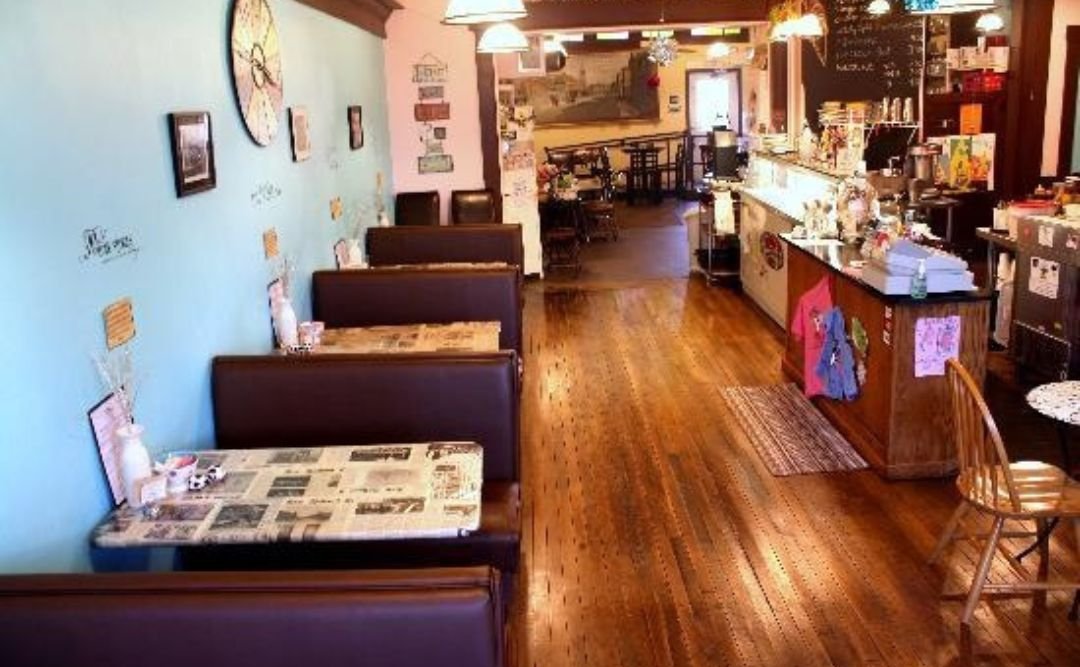 Lickity Split Restaurant